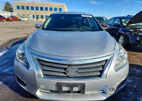 2014 Nissan Altima 2.5 из США, поврежденный, VIN 1N4AL3AP8EN235724